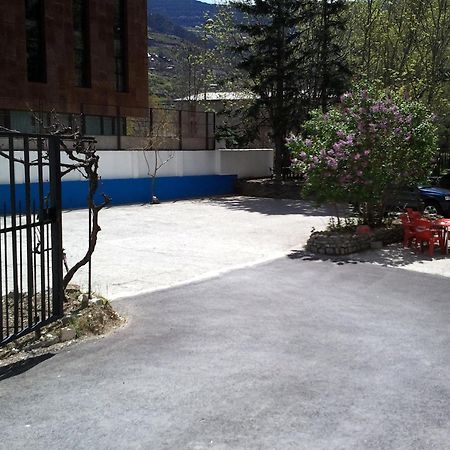 Hotel Peralba Aixovall Extérieur photo