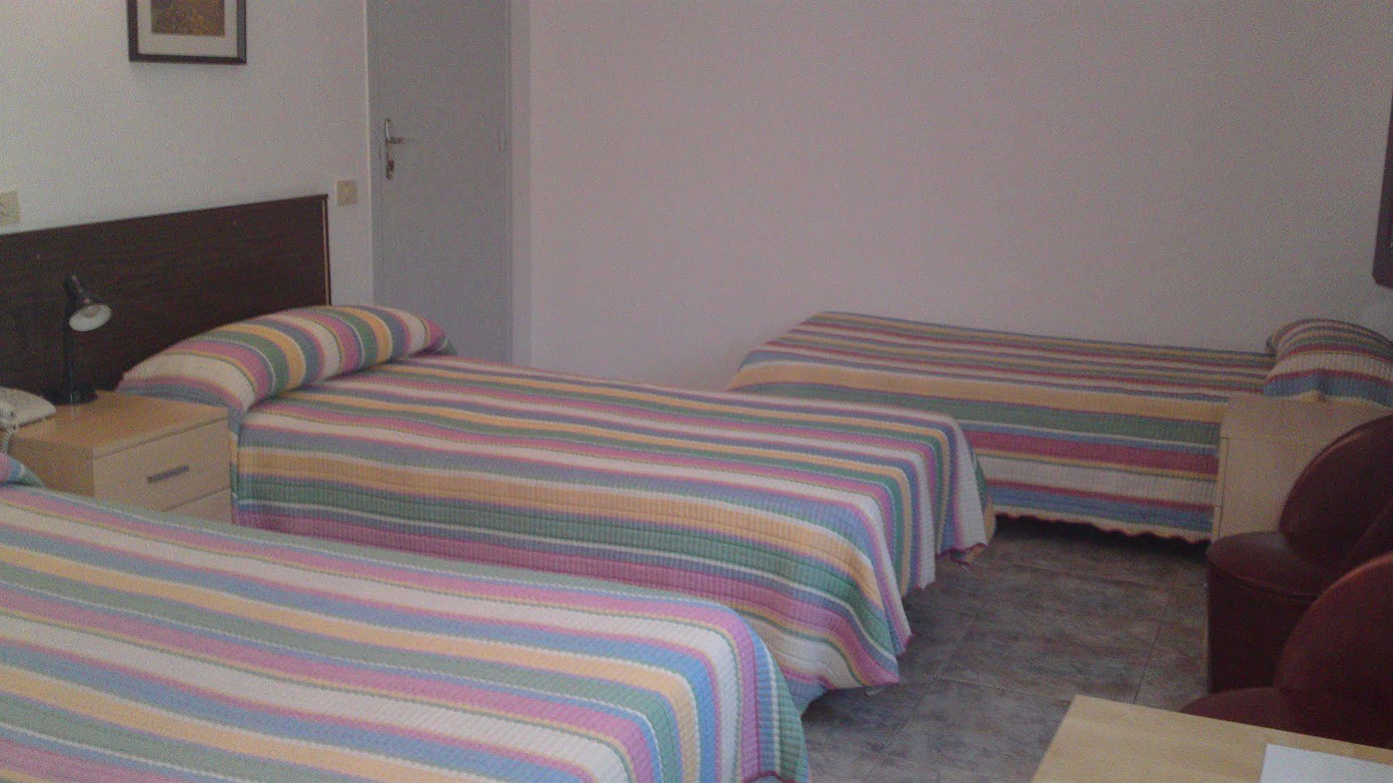 Hotel Peralba Aixovall Extérieur photo